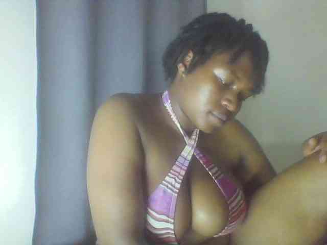 Cutecaramela webcam