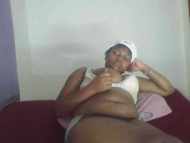 Cutecaramela webcam