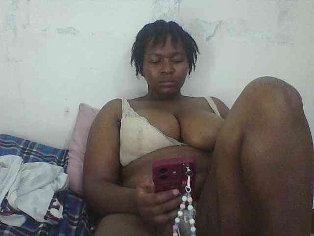 Cutecaramela webcam