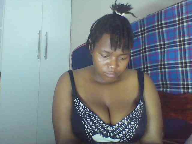 Cutecaramela webcam