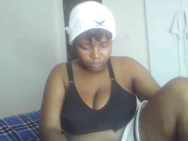 Cutecaramela webcam
