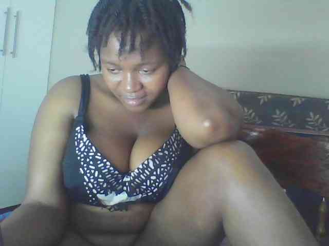 Cutecaramela webcam
