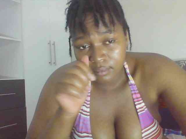 Cutecaramela webcam