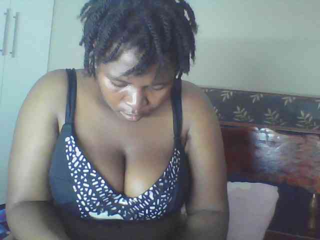 Cutecaramela webcam