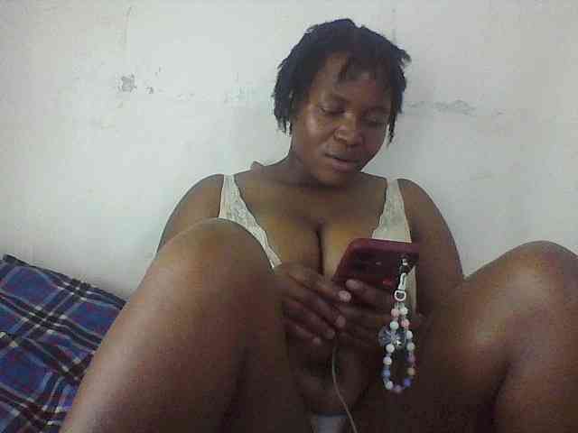 Cutecaramela webcam