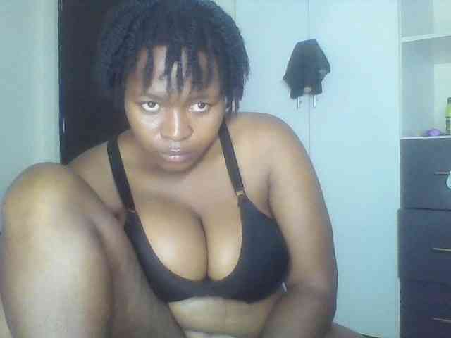 Cutecaramela webcam