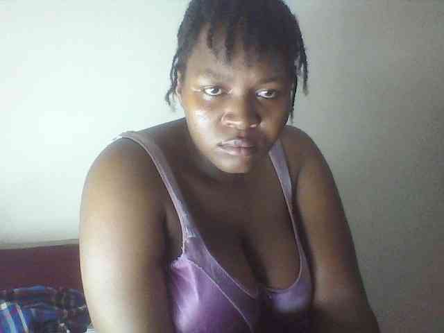 Cutecaramela webcam