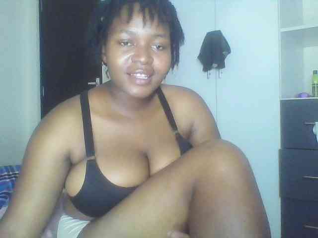 Cutecaramela webcam