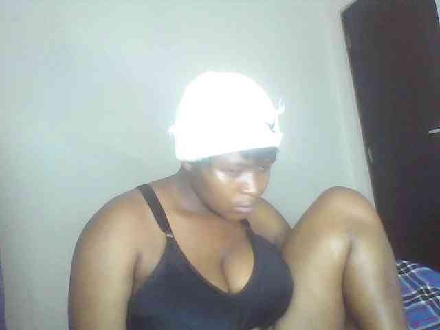 Cutecaramela webcam
