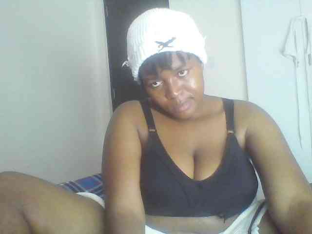 Cutecaramela webcam