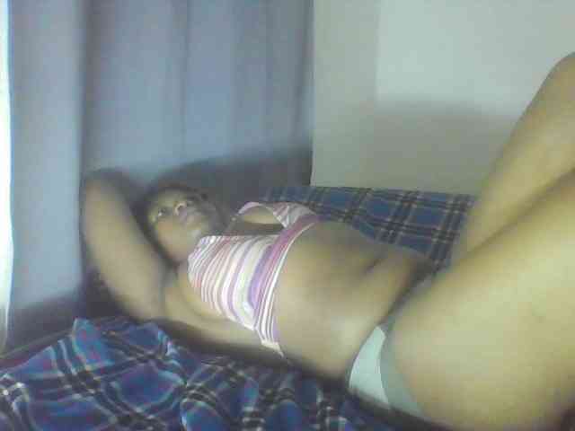 Cutecaramela webcam