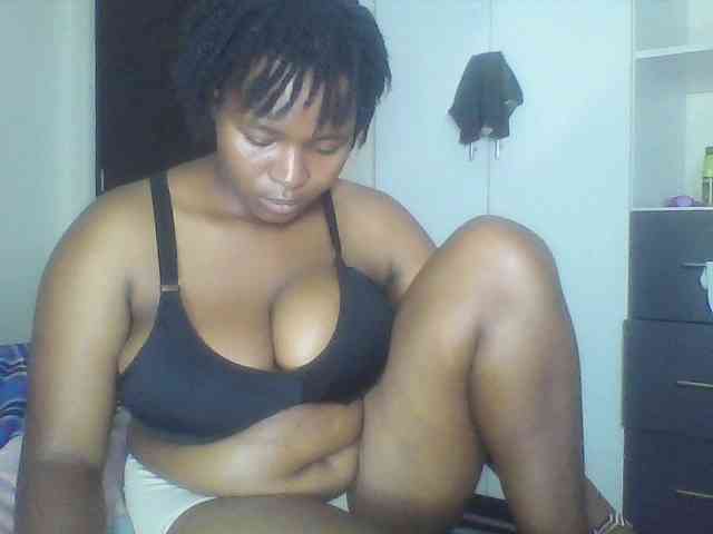 Cutecaramela webcam
