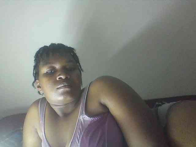 Cutecaramela webcam