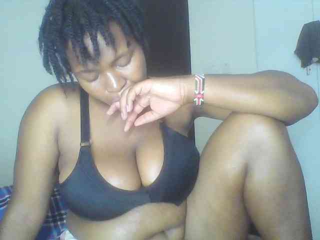 Cutecaramela webcam