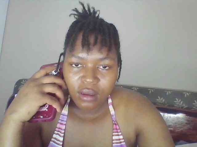 Cutecaramela webcam