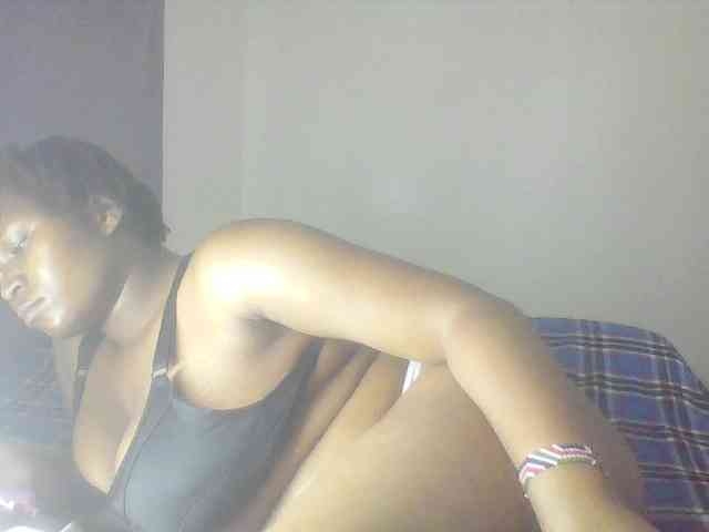 Cutecaramela webcam
