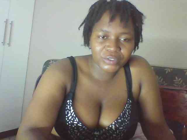 Cutecaramela webcam