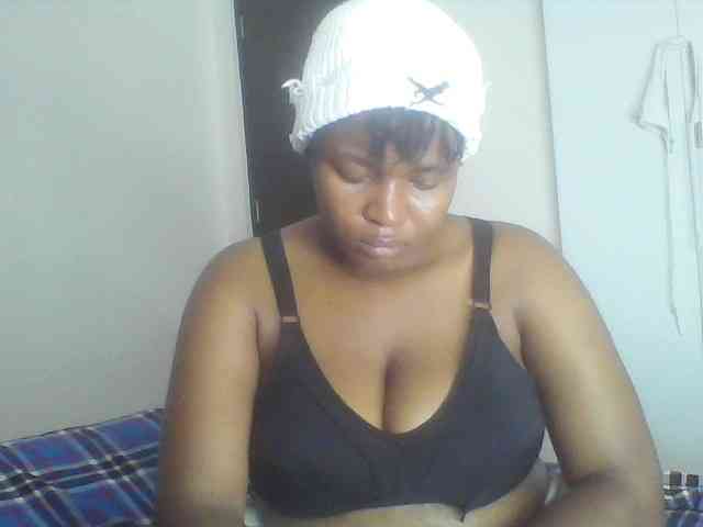 Cutecaramela webcam