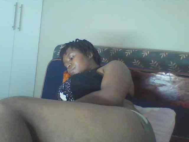 Cutecaramela webcam