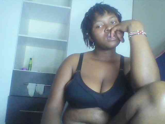 Cutecaramela webcam