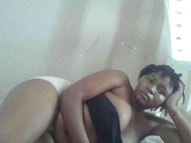 Cutecaramela webcam