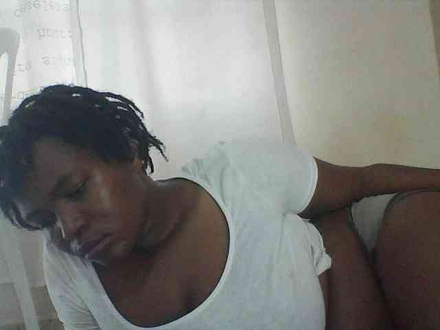Cutecaramela webcam