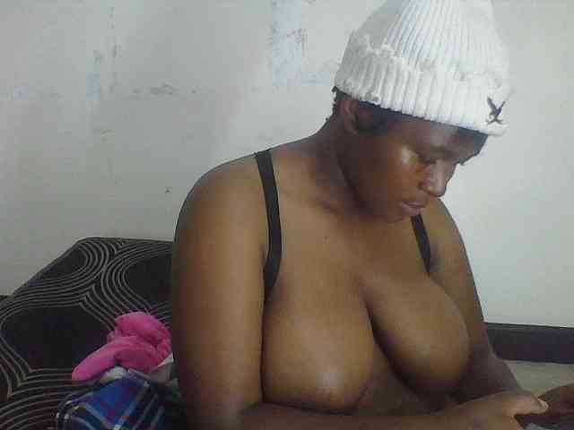 Cutecaramela webcam