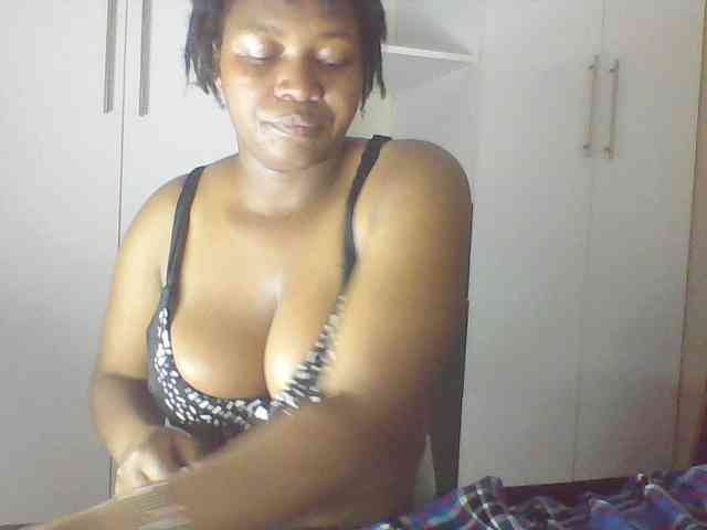 Cutecaramela webcam