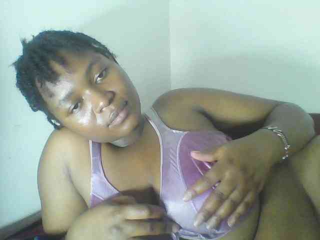 Cutecaramela webcam