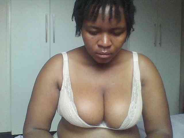 Cutecaramela webcam