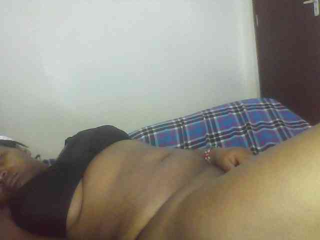 Cutecaramela webcam