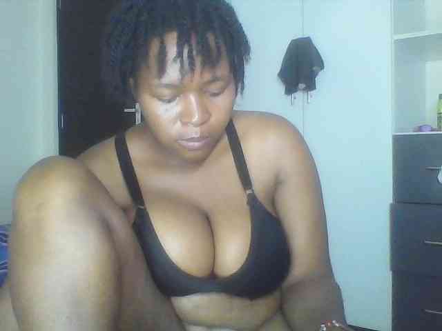 Cutecaramela webcam