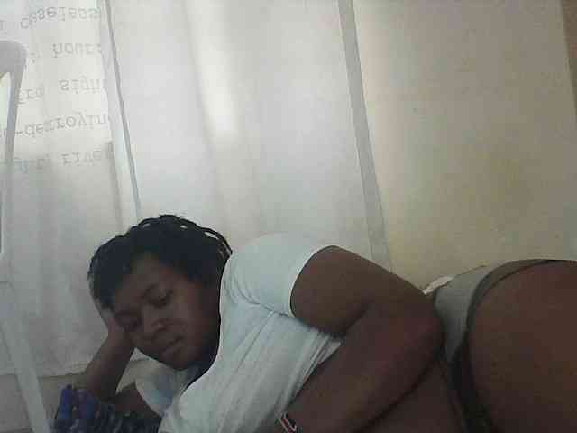Cutecaramela webcam