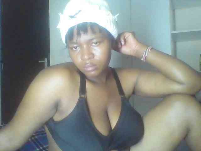 Cutecaramela webcam