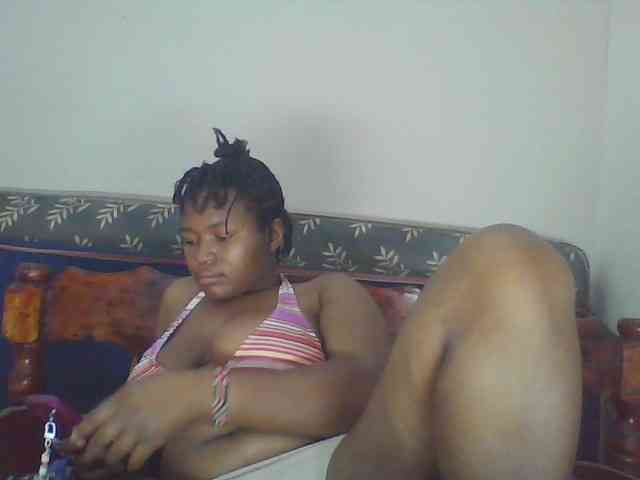 Cutecaramela webcam