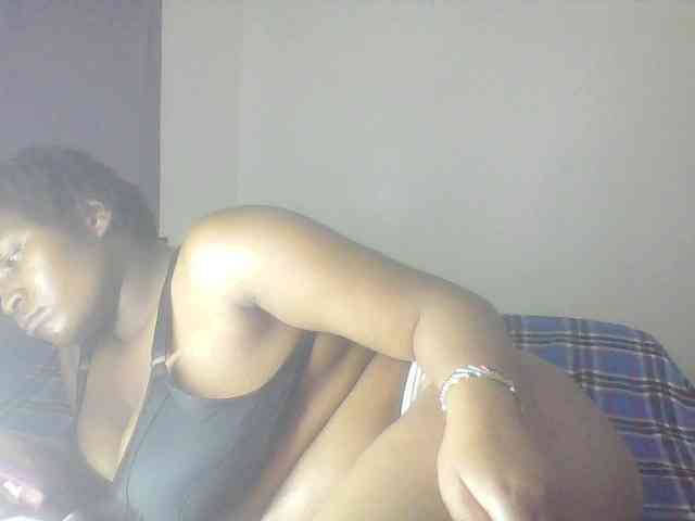 Cutecaramela webcam