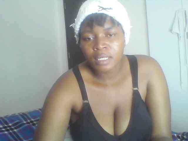 Cutecaramela webcam