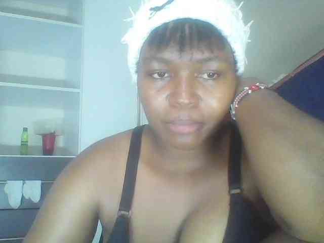 Cutecaramela webcam