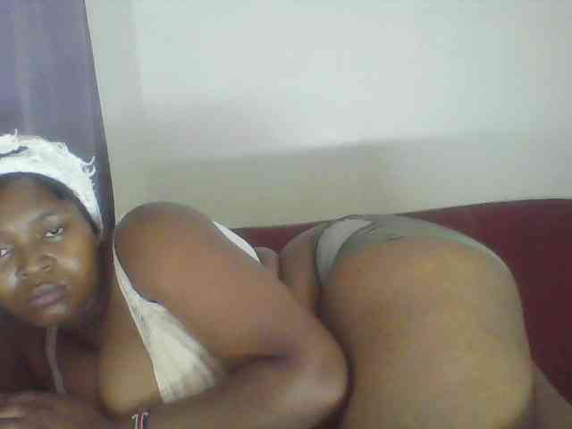 Cutecaramela webcam