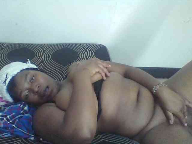 Cutecaramela webcam