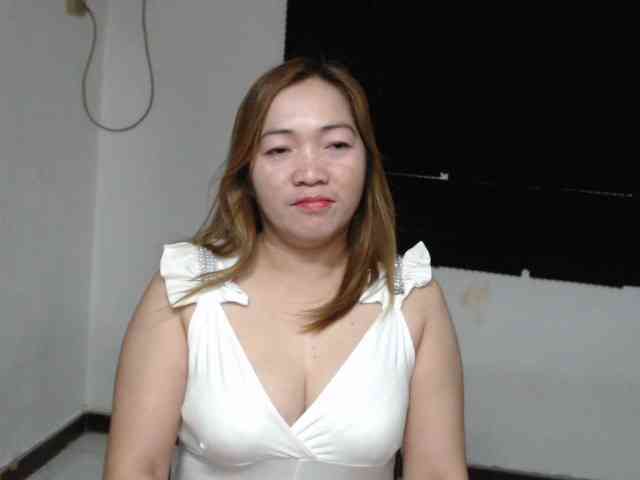 PinayNewestSensation webcam