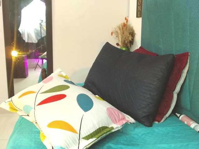 Mariana-star live cam on BongaCams