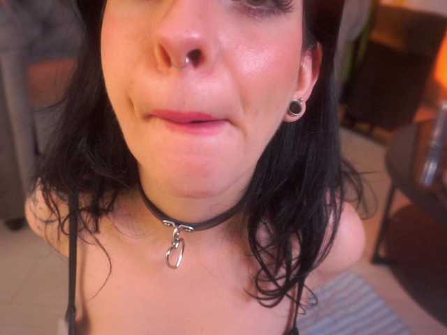 LylithMoon's BongaCams show and profile