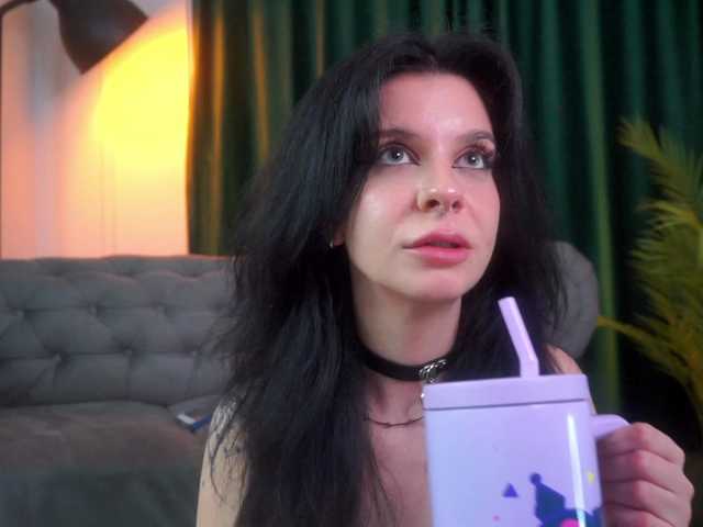 LylithMoon's BongaCams show and profile