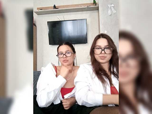 Sex chat gratuit in direct cu Alica-and-Angelina pe BongaCams