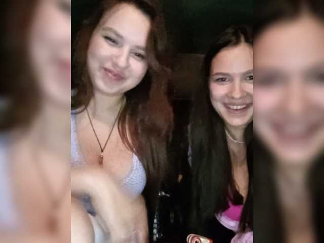 Alica-and-Angelina