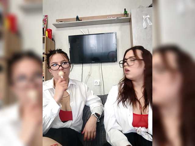 видео Alica-and-Angelina