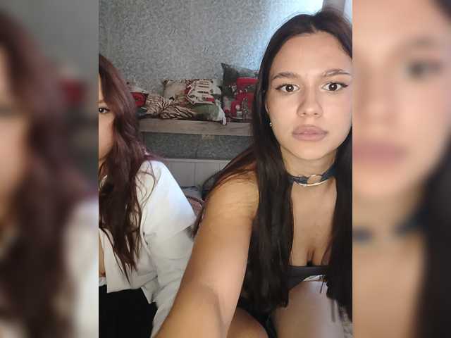 Alica-and-Angelina