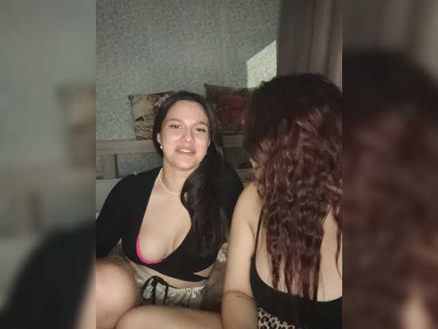 Alica-and-Angelina