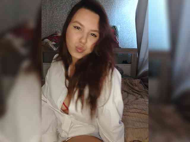 Alica-and-Angelina webcam